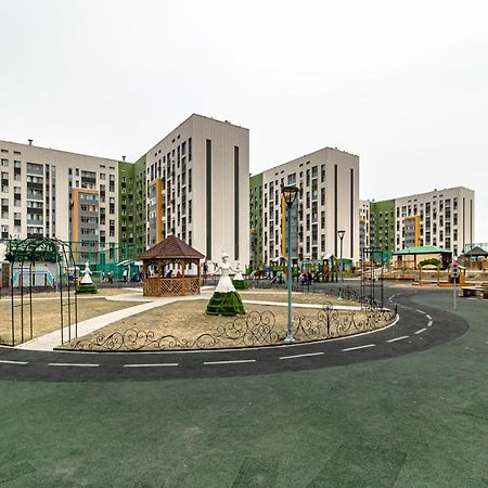 Apartments 7 Я-21/5-39 Astana Bagian luar foto